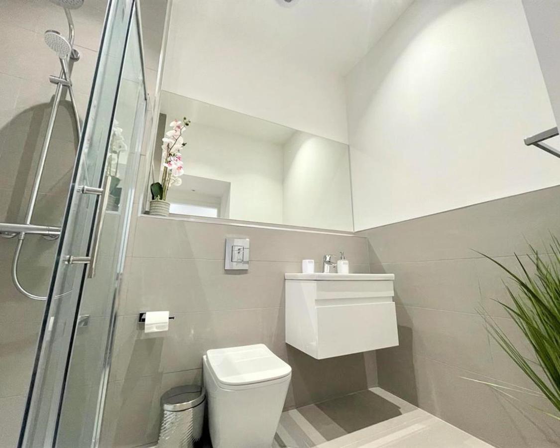 Apartment Chic, Newly Reno'd 1 Bed Open Plan, Nr The Meadows EDI